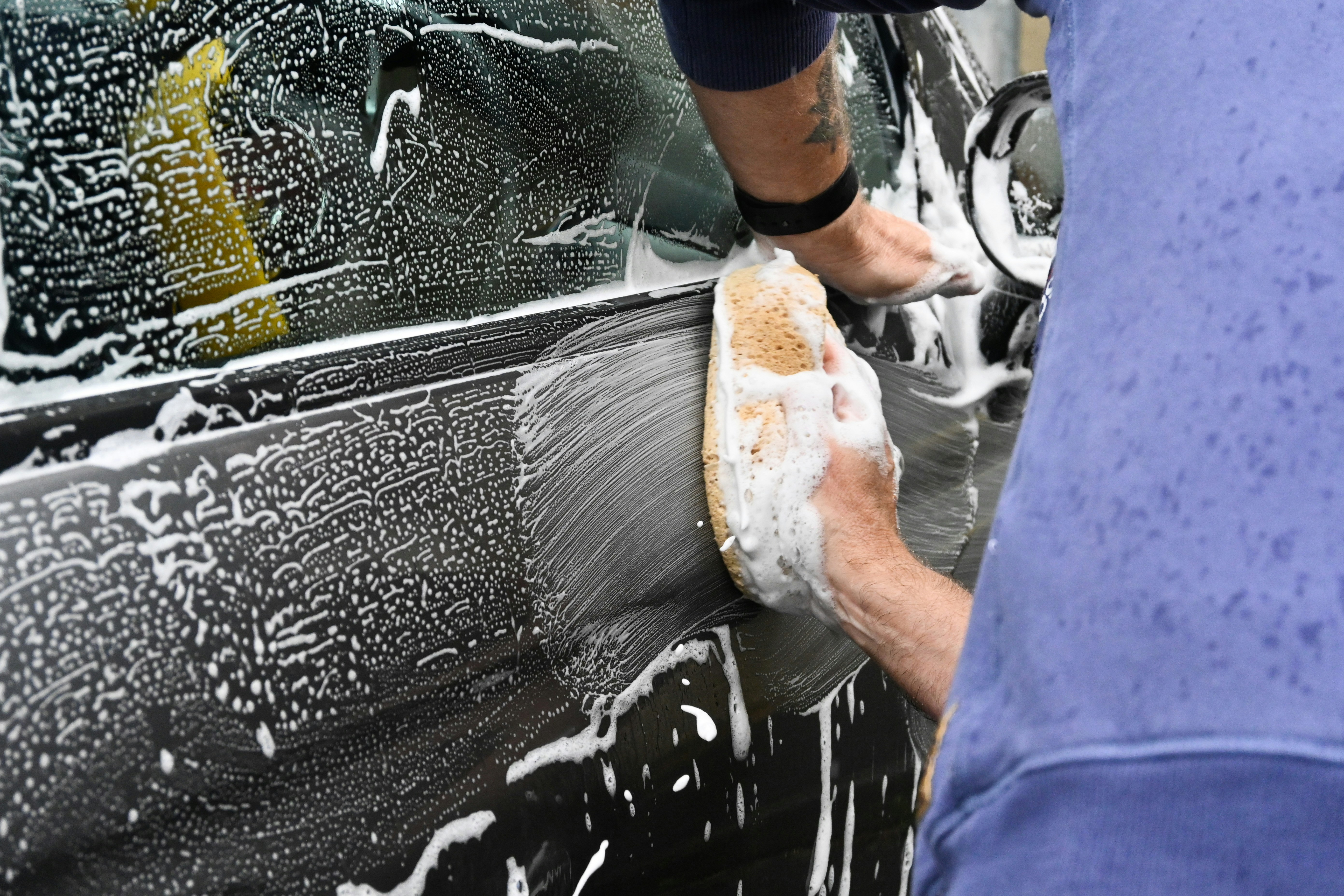 Mobile auto detailing van providing exterior wash services in Clarksville TN